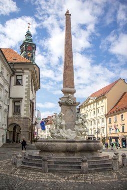 Robba çeşme ve St. Nicholas Katedrali'nin Ljubljana, Slovenya