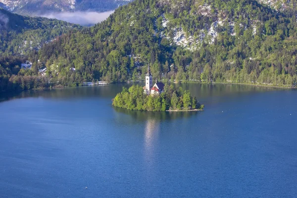 Bled, Słowenia - mały kościół na wyspie — Zdjęcie stockowe