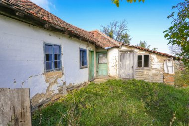 Eski evde: central Serbia