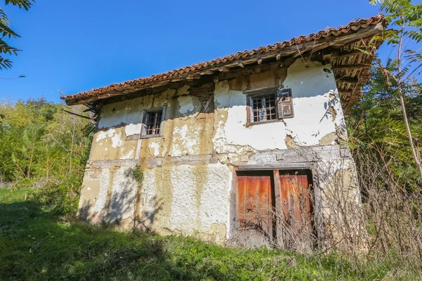 Casa velha no centro da Sérvia — Fotografia de Stock