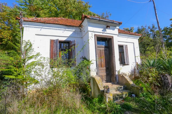 Altes Haus in Zentralserbien — Stockfoto