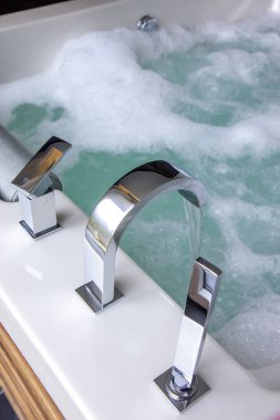 Odadaki jakuzi manzarası