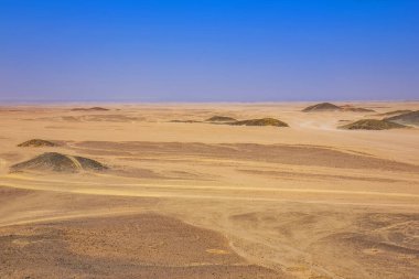 Mısır 'daki taş çöl manzarası