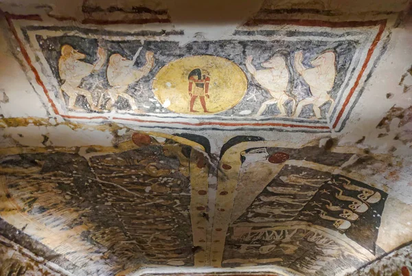 Внутри Гробницы Египетского Фараона Долине Царей Фивы Луксор Египет — стоковое фото