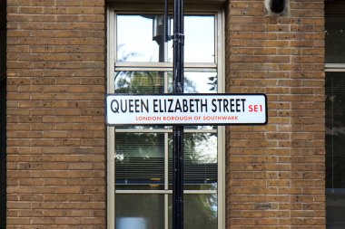 Londra 'da sokak tabelası