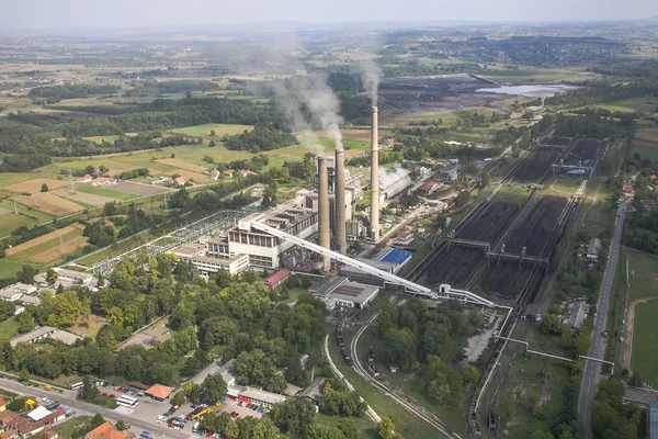 발전소에 석탄 광산, 공중 보기 — 스톡 사진