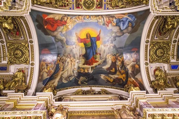 Decke in der St.-Isaak-Kathedrale, St. Peter und Paul, Russland — Stockfoto