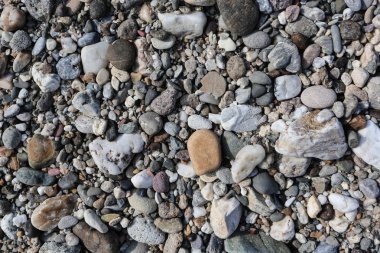 Yetersiz nehir çakıl