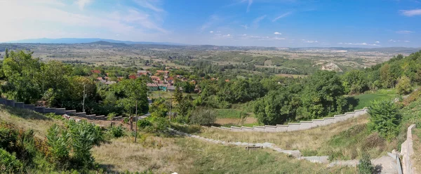 Panoramik manzaralı central Serbia alanından — Stok fotoğraf