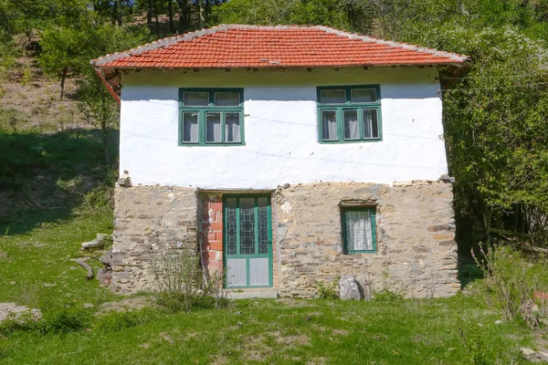 Altes Haus in Serbien — Stockfoto