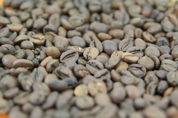 Geröstete Kaffeebohnen. Kaffeebohnen. — Stockfoto