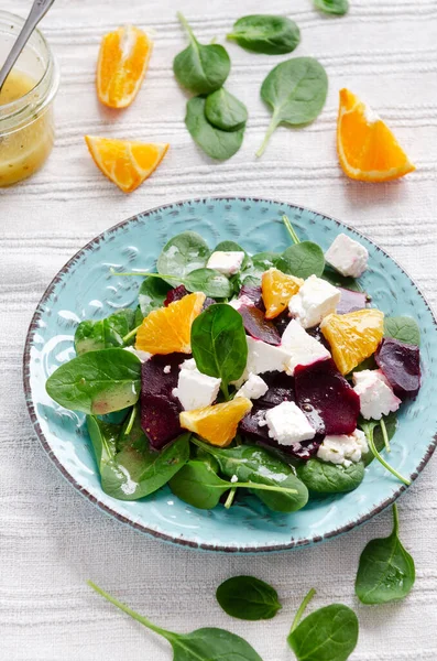 Citrusy Roasted Beet Goat Cheese Salad Spinach — Foto Stock