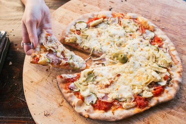 Vynikající pizza — Stock fotografie