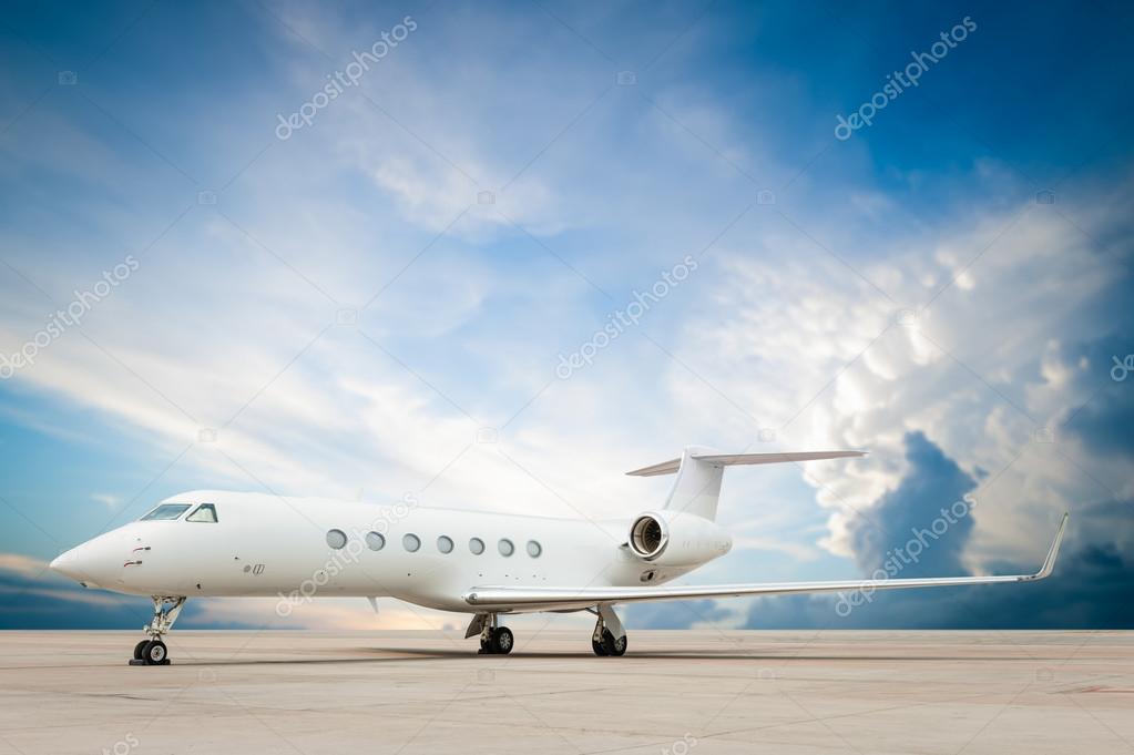 Jet plane Stock Photo by ©tratong 59573421