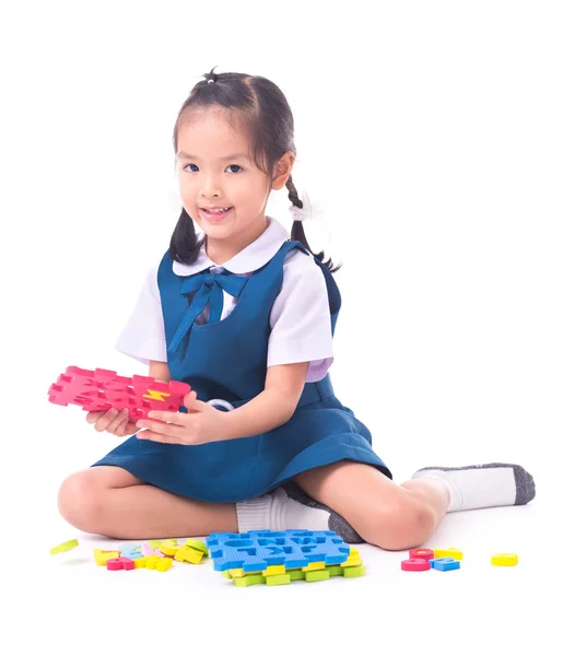 Kind spelen op verdieping — Stockfoto