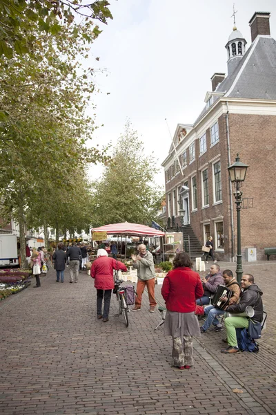 Straatmuzikanten op de markt in Wijk bij Duurstede — Stockfoto