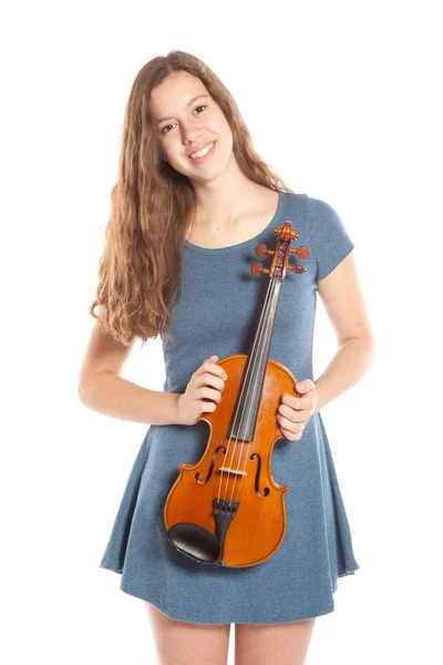 Adolescente en mini robe se tient et tient violon — Photo