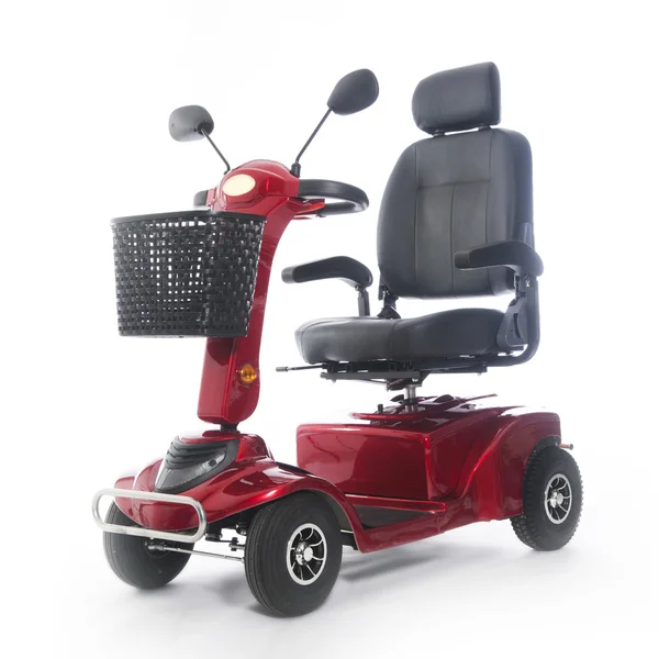 Motorlu hareketlilik scooter fot yaşlı insanlar — Stok fotoğraf