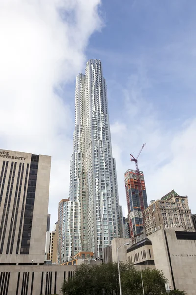 Pace university and beekman tower in new york city — Stock Photo, Image