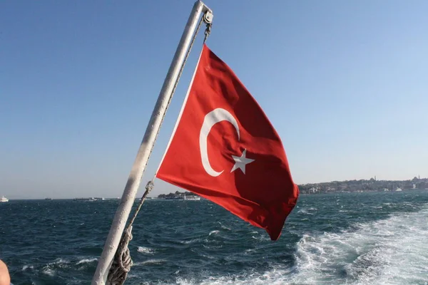 Bendera Turki Dan Cityscape Istanbul Latar Belakang — Stok Foto