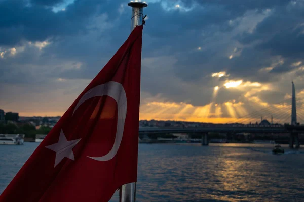 Bendera Turki Dan Sinar Matahari Awan — Stok Foto