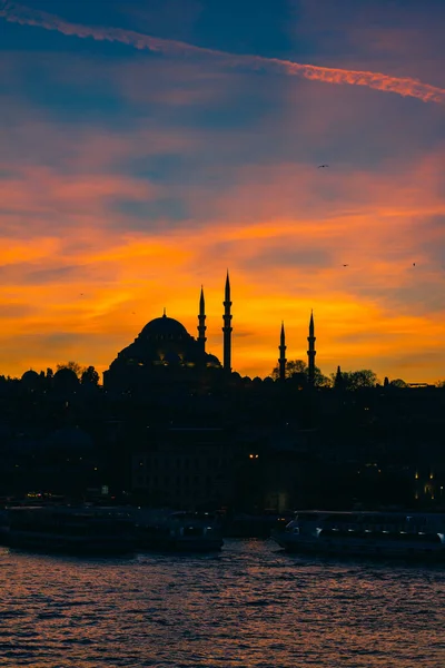 Silhouette Mosquée Suleymaniye Avec Des Nuages Spectaculaires Photo Fond Ramadan — Photo