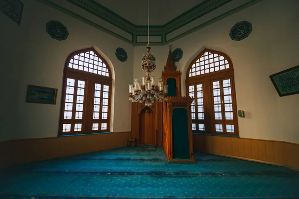 Interiér mešity Hobyar v Istanbulu — Stock fotografie