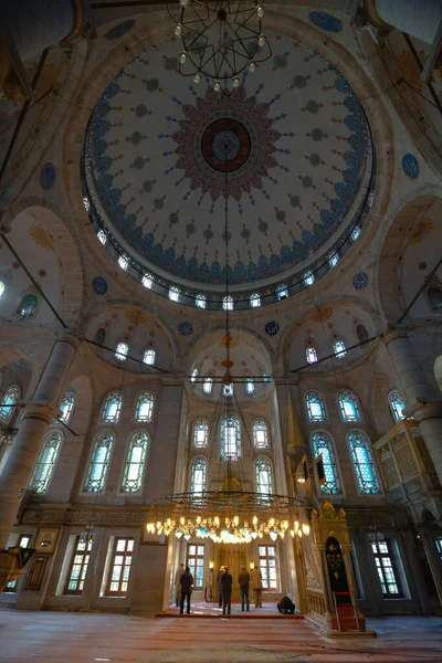 Isztambul Törökország 2021 Isztambuli Eyup Szultán Mecset Belseje Ramadan Kandil — Stock Fotó