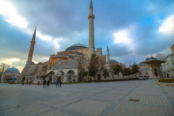 Istambul Turquia 2021 Turistas Santa Sofia Turistas Istambul Viajar Para — Fotografia de Stock
