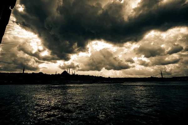 Silhouette Mosque Cloudy Sky Dramatic Clouds Ramadan Islamic Background Photo — Stock Photo, Image