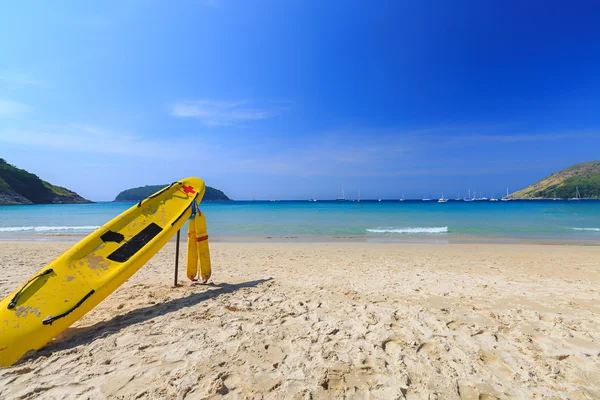 Phuket Beach na ilha na Tailândia — Fotografia de Stock