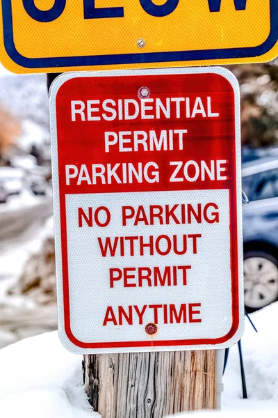 Autorização Residencial Zona de Estacionamento Sem Estacionamento Sem Permissão A qualquer momento sinal de estrada — Fotografia de Stock