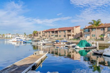 Beautiful harbour views with boats and docks in Huntington Beach California
