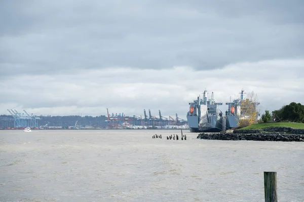 Frente al mar de Tacoma en Washington con vistas al puerto —  Fotos de Stock