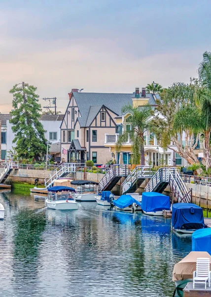 Verticaal Mooie toeristische bestemming in het resort als buurt van Long Beach CA — Stockfoto