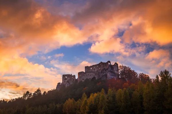 Fall Landscape Sunset Medieval Castle Lietava Nearby Zilina Town Slovakia — Stock Photo, Image