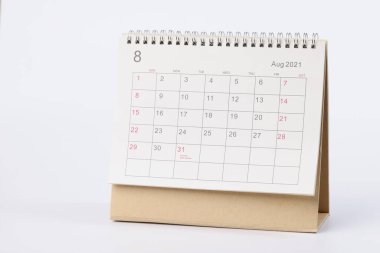 Closeup of loose leaf paper desk calendar