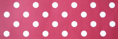 Beyaz daireli kırmızı arka plan. Polka nokta yakın çekim