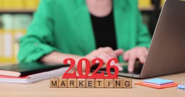 2026 'da yaratıcı pazarlamaya, profesyonel bir paylaşım anlayışına ve başarı stratejilerine odaklandı. İşinizi geliştirmek için etkili teknikler ve yeni fikirler öğrenin..