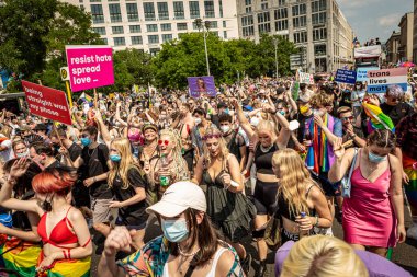 Berlin, Almanya - 24 Temmuz 2021: Christopher Caddesi Günü