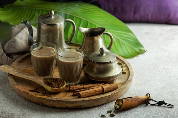 Indický Kořeněný Čaj Masala Horký Lahodný Tradiční Nápoj Čaje Mléka — Stock fotografie