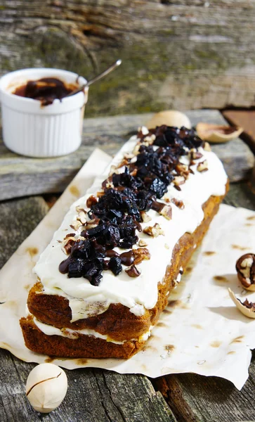 Torta di carote con noci pecan — Foto Stock