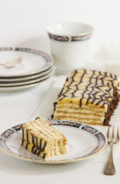 Esterhazy kek - bademli çikolatalı kek