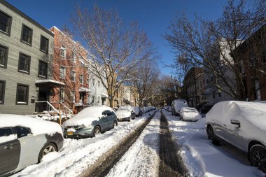 Aralık 2020 'nin ilk kar fırtınası Greenpoint Brooklyn' de