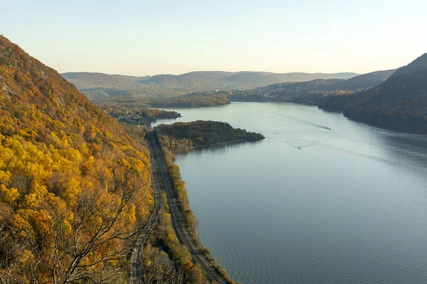 Widok Rzekę Hudson Wyżyny Hudson Opadającym Liściem Break Neck Ridge — Zdjęcie stockowe