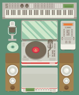 tenis raketleri ve topları