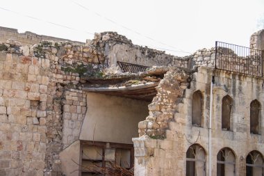 Kasım ayında IŞİD 'in yenilgisinden sonra Suriye' nin kuzeyindeki Halep eski kenti