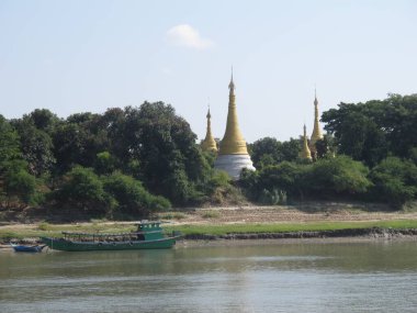 Kırsal yaşam ve yazın Myanmar manzarası