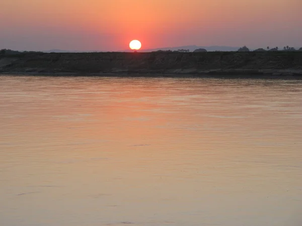 缅甸夏季的农村生活和风景 — 图库照片