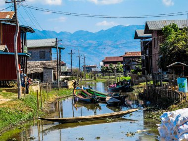 Kırsal yaşam ve yazın Myanmar manzarası